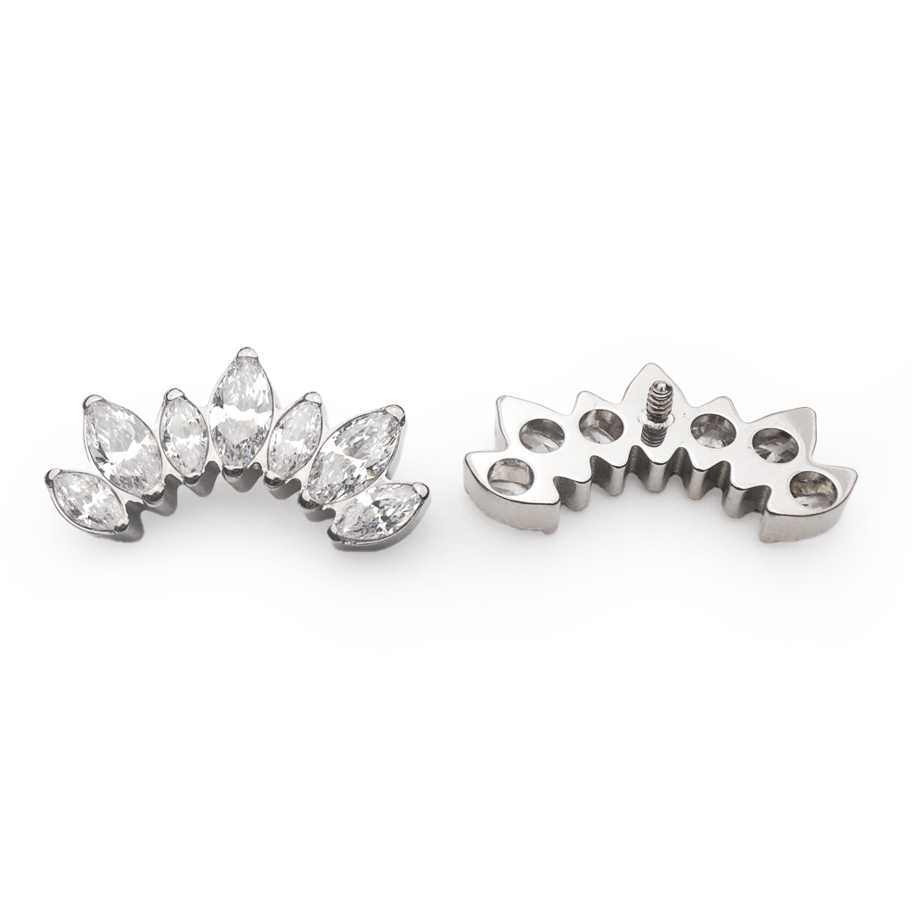Piercing Embout - Titane Astm F136 - Embout n°147 avec pas de vis interne 0,9 mm pour piercing 1,2 mm marquise 7 strass largeur 12 mm*
