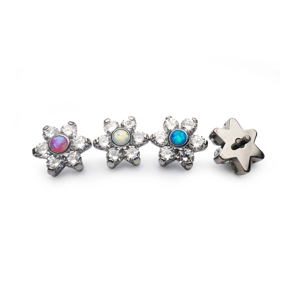 Piercing Embout - Titane F136 Gamme Hand Ink - Embout 48 avec pas de vis interne 0,9 mm pour piercing 1,2 mm fleur strass serti opale*