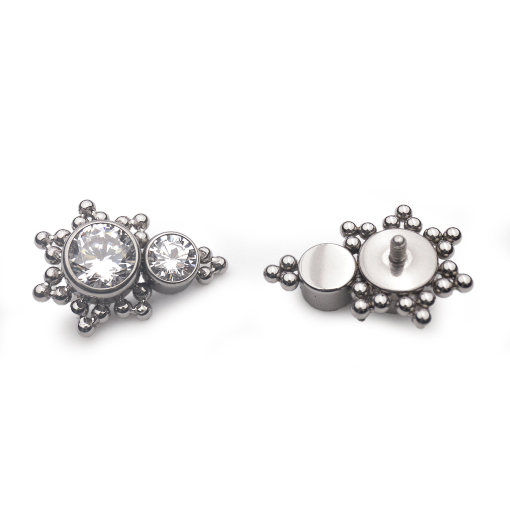 Piercing Embout - Titane F136 Gamme Hand Ink - Embout 309 avec pas de vis interne 0,9 mm pour piercing 1,2 mm double strass et perle 7 mm*